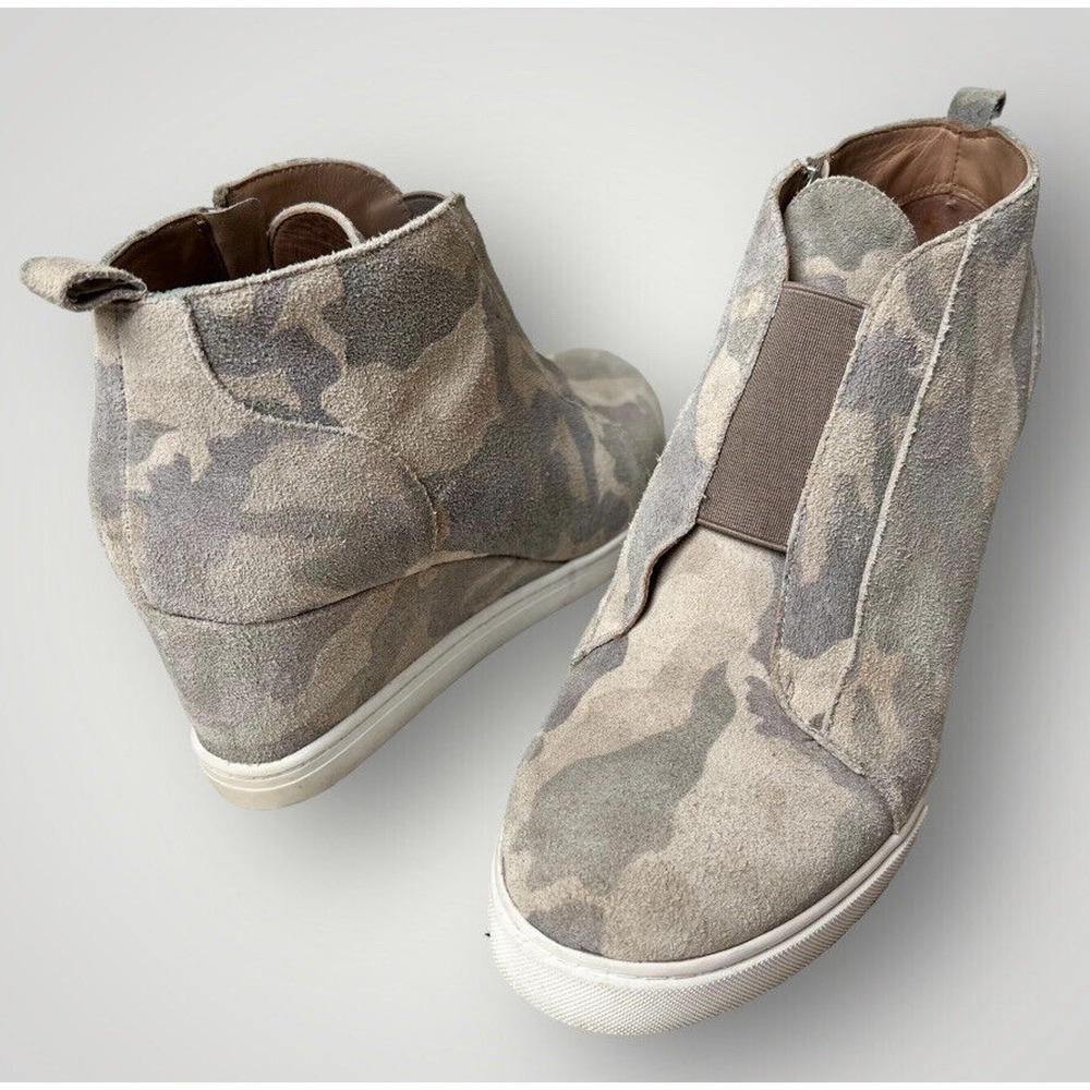 Womens Suede Hidden Wedge Sneakers Sz 9M Side Zip Gray Camo Streetwear Festival